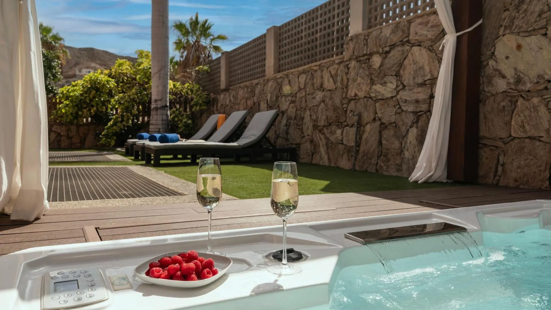Serenity Villa Tauro Mogan Chalet